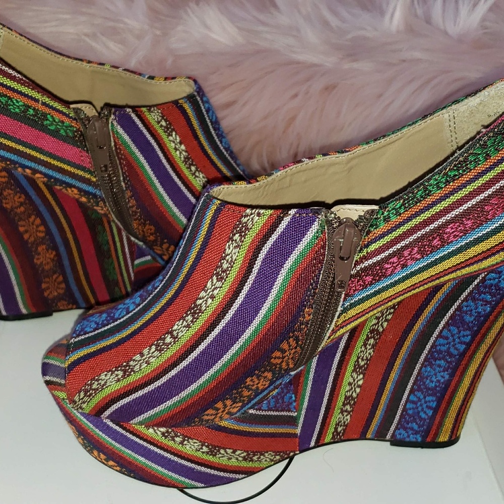 P-Rylan rainbow woven wedges